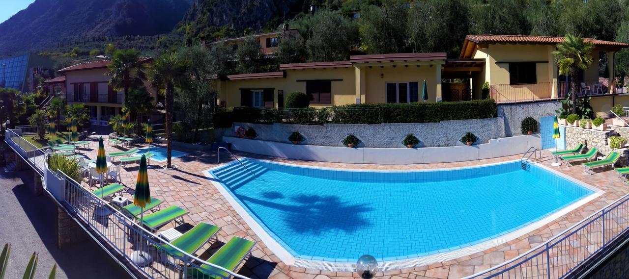 Appartamenti Villa Clivia 利莫内-苏尔加达 外观 照片